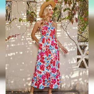 Women's Cross Halterneck Summer Floral Tiered Maxi Dress Small NWT